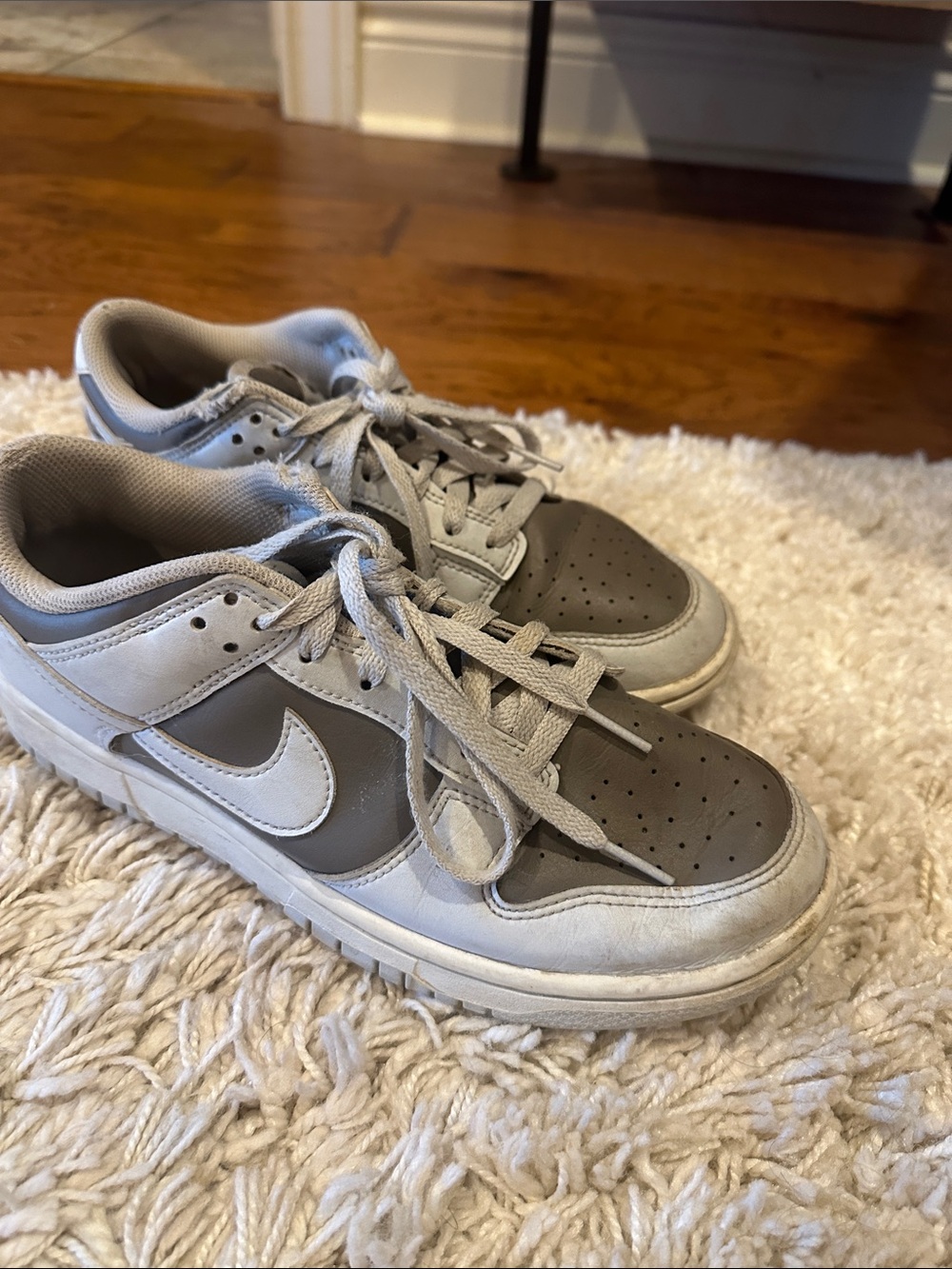 Nike Men’s Low-Top Sneakers in dark tan and White